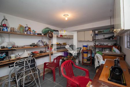 Casa à venda com 300m², 3 quartos e 4 vagas Casa à venda com 300m², 3 quartos e 4 vagasQuarto de Serviço