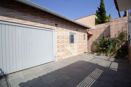 Casa à venda com 300m², 3 quartos e 4 vagas Casa à venda com 300m², 3 quartos e 4 vagasGaragem