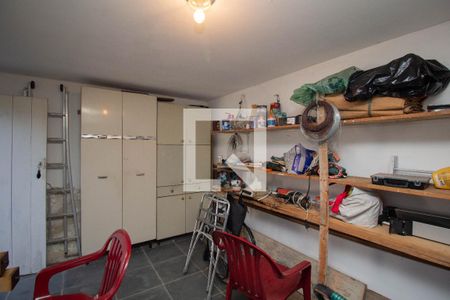 Casa à venda com 300m², 3 quartos e 4 vagas Casa à venda com 300m², 3 quartos e 4 vagasQuarto de Serviço