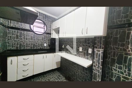Cozinha de apartamento para alugar com 2 quartos, 50m² em Botafogo, Campinas