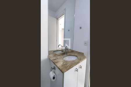 Apartamento para alugar com 66m², 2 quartos e 1 vagaBanheiro Social