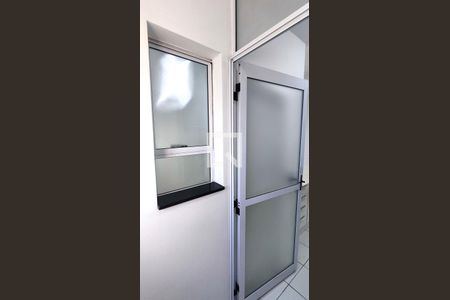 Apartamento para alugar com 66m², 2 quartos e 1 vagaÁrea de Serviço
