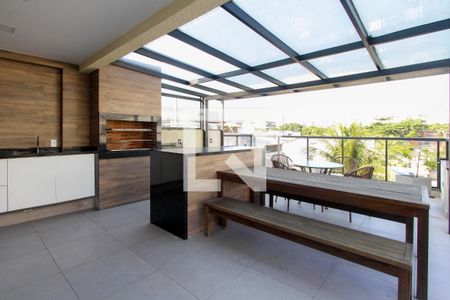 Casa de condomínio à venda com 360m², 4 quartos e 1 vaga Casa de condomínio à venda com 360m², 4 quartos e 1 vagaChurrasqueira