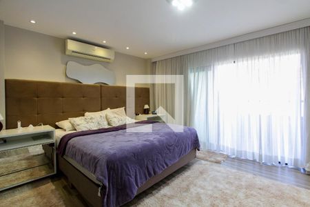 Casa de condomínio à venda com 360m², 4 quartos e 1 vaga Casa de condomínio à venda com 360m², 4 quartos e 1 vagaQuarto 1 suíte