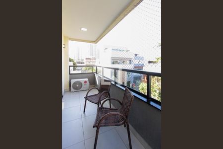 Casa de condomínio à venda com 360m², 4 quartos e 1 vaga Casa de condomínio à venda com 360m², 4 quartos e 1 vagaVaranda Sala de jogos