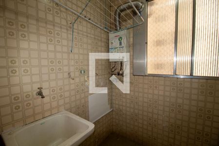 Apartamento à venda com 64m², 3 quartos e 1 vagaÁrea de Serviço