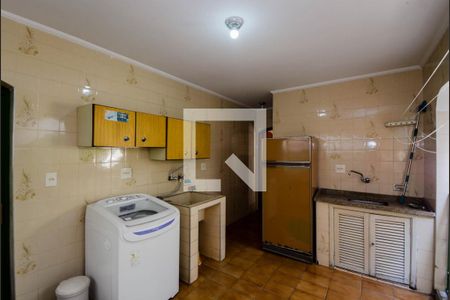 Casa à venda com 364m², 3 quartos e 8 vagasÁrea de Serviço