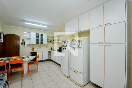 Casa à venda com 364m², 3 quartos e 8 vagasCozinha