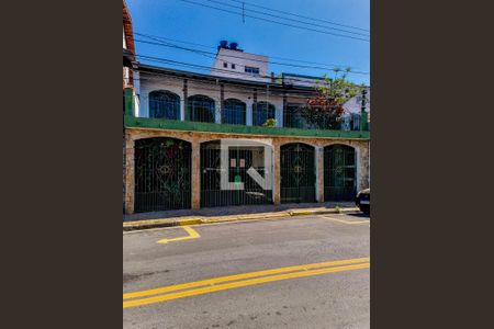 Casa à venda com 364m², 3 quartos e 8 vagasFachada