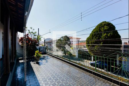 Casa à venda com 364m², 3 quartos e 8 vagasVaranda