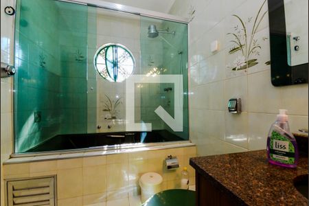 Casa à venda com 364m², 3 quartos e 8 vagasBanheiro da Suíte