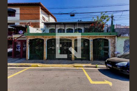 Casa à venda com 364m², 3 quartos e 8 vagasFachada