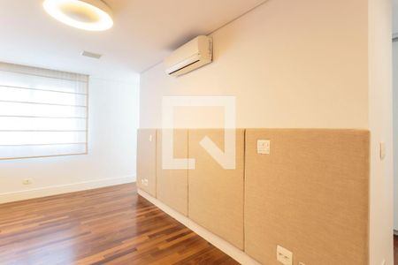 Quarto de apartamento à venda com 1 quarto, 134m² em Itaim Bibi, São Paulo