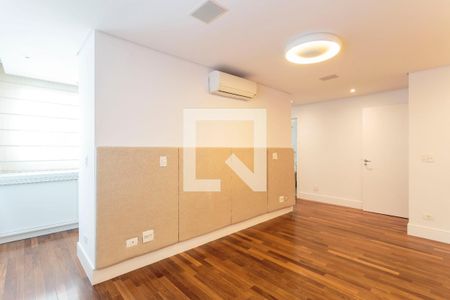 Quarto de apartamento à venda com 1 quarto, 134m² em Itaim Bibi, São Paulo