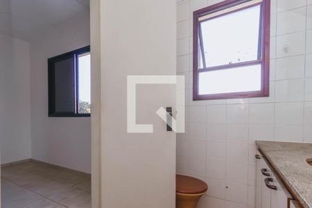Apartamento para alugar com 140m², 3 quartos e 2 vagasBanheiro Quarto 3