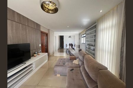Apartamento à venda com 310m², 3 quartos e 4 vagas Apartamento à venda com 310m², 3 quartos e 4 vagassala