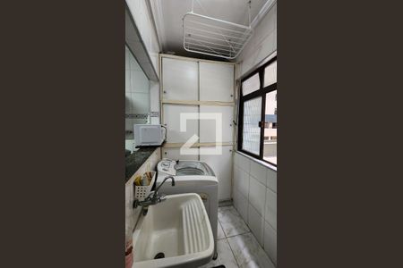 Detalhe da area de serviço de apartamento para alugar com 2 quartos, 76m² em Pompéia, Santos