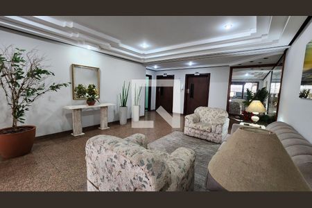Hall de entrada de apartamento para alugar com 2 quartos, 76m² em Pompéia, Santos