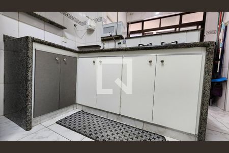 Apartamento para alugar com 76m², 2 quartos e 1 vaga Apartamento para alugar com 76m², 2 quartos e 1 vagaCozinha - Armários