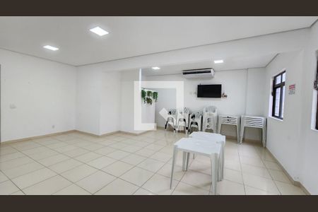 Apartamento para alugar com 76m², 2 quartos e 1 vaga Apartamento para alugar com 76m², 2 quartos e 1 vagaÁrea comum - Salão de festas