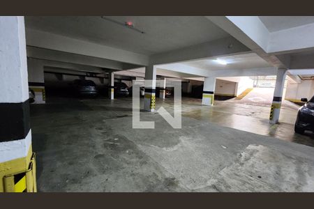 Apartamento para alugar com 76m², 2 quartos e 1 vaga Apartamento para alugar com 76m², 2 quartos e 1 vagaGaragem