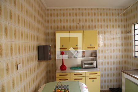 Casa à venda com 174m², 4 quartos e 2 vagasEdícula /Cozinha