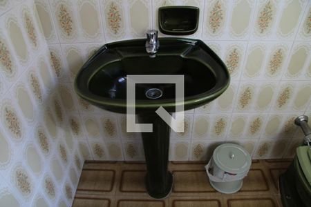 Casa à venda com 174m², 4 quartos e 2 vagasEdícula /Banheiro