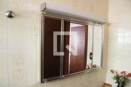 Casa à venda com 174m², 4 quartos e 2 vagasBanheiro Social