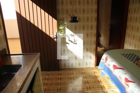 Casa à venda com 174m², 4 quartos e 2 vagasEdícula /Cozinha