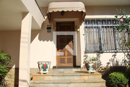 Casa à venda com 174m², 4 quartos e 2 vagasFrente do imovel