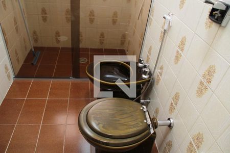 Casa à venda com 174m², 4 quartos e 2 vagasBanheiro da Suíte