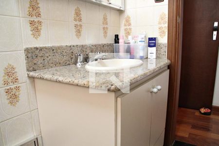 Casa à venda com 174m², 4 quartos e 2 vagasBanheiro da Suíte