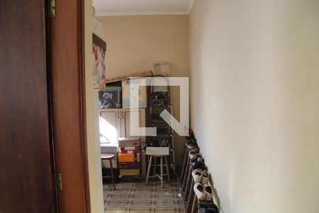 Casa à venda com 174m², 4 quartos e 2 vagasEdícula /Quarto