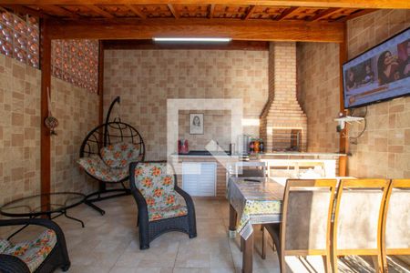 Casa para alugar com 4000m², 3 quartos e 2 vagasÁrea externa