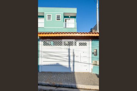 Casa para alugar com 4000m², 3 quartos e 2 vagasFachada