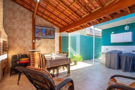 Casa para alugar com 4000m², 3 quartos e 2 vagasÁrea externa