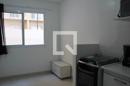 Sala / Cozinha de apartamento à venda com 2 quartos, 33m² em Vila Ivone, São Paulo