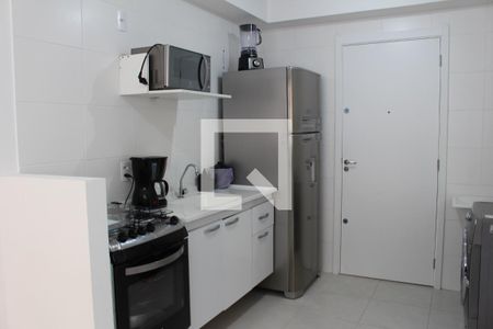 Sala / Cozinha de apartamento à venda com 2 quartos, 33m² em Vila Ivone, São Paulo