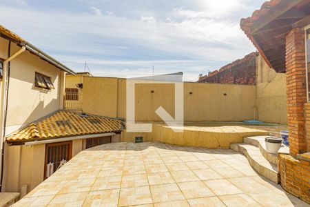 Casa à venda com 150m², 3 quartos e 1 vagaVista pra piscina