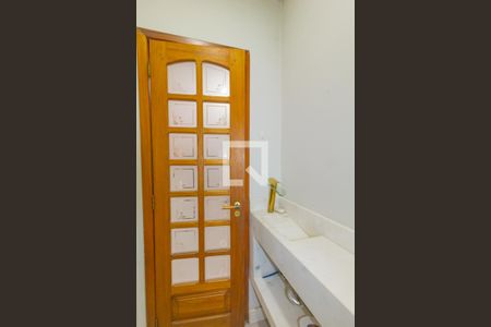 Casa à venda com 150m², 3 quartos e 1 vagaLavabo