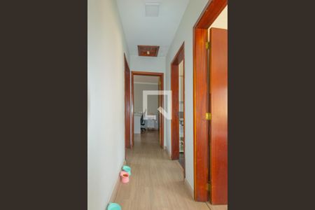 Casa à venda com 150m², 3 quartos e 1 vagaCorredor