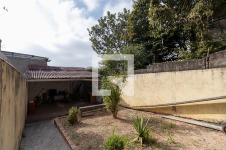 Casa à venda com 262m², 3 quartos e 2 vagas Casa à venda com 262m², 3 quartos e 2 vagasFachada