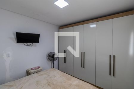 Casa à venda com 262m², 3 quartos e 2 vagas Casa à venda com 262m², 3 quartos e 2 vagasQuarto