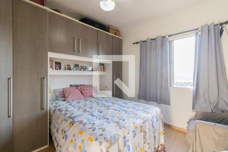 Quarto 1 de apartamento à venda com 2 quartos, 64m² em Jardim Cocaia, Guarulhos