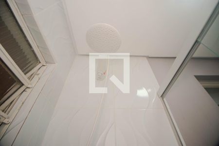 Casa à venda com 212m², 2 quartos e 2 vagas Casa à venda com 212m², 2 quartos e 2 vagasBanheiro Social