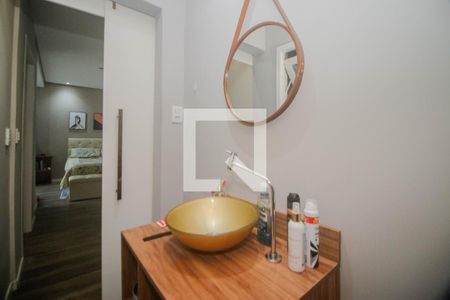 Casa à venda com 212m², 2 quartos e 2 vagas Casa à venda com 212m², 2 quartos e 2 vagasBanheiro da Suíte