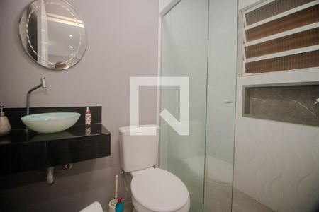 Casa à venda com 212m², 2 quartos e 2 vagas Casa à venda com 212m², 2 quartos e 2 vagasBanheiro Social