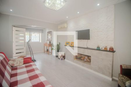 Sala de casa à venda com 2 quartos, 212m² em Santa Maria Goretti, Porto Alegre