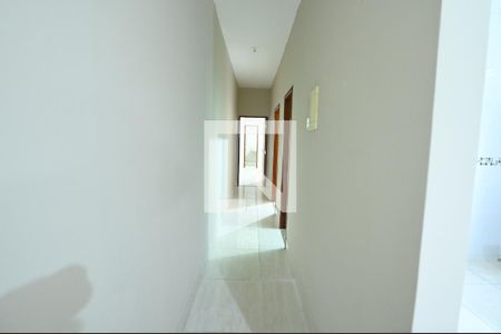 Corredor de casa para alugar com 3 quartos, 140m² em Residencial Pilar dos Sonhos, Goiânia