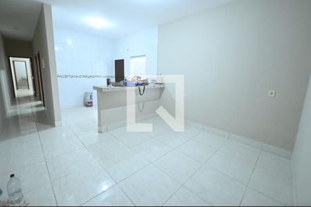 Sala de casa para alugar com 3 quartos, 140m² em Residencial Pilar dos Sonhos, Goiânia